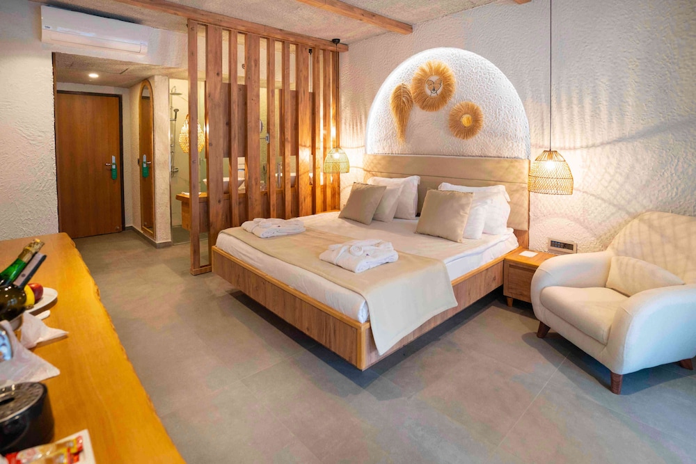 Flora Garden Beach Club - All inclusive