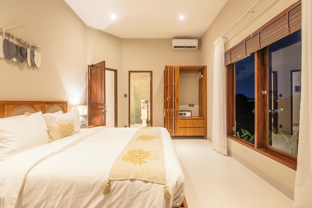 Harvest - New 4BR Villa Amazing View Semin