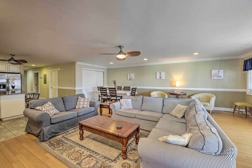 Wildwood Vacations - Spacious Wildwood Townhome w/ Covered Balcony - Property Image 1