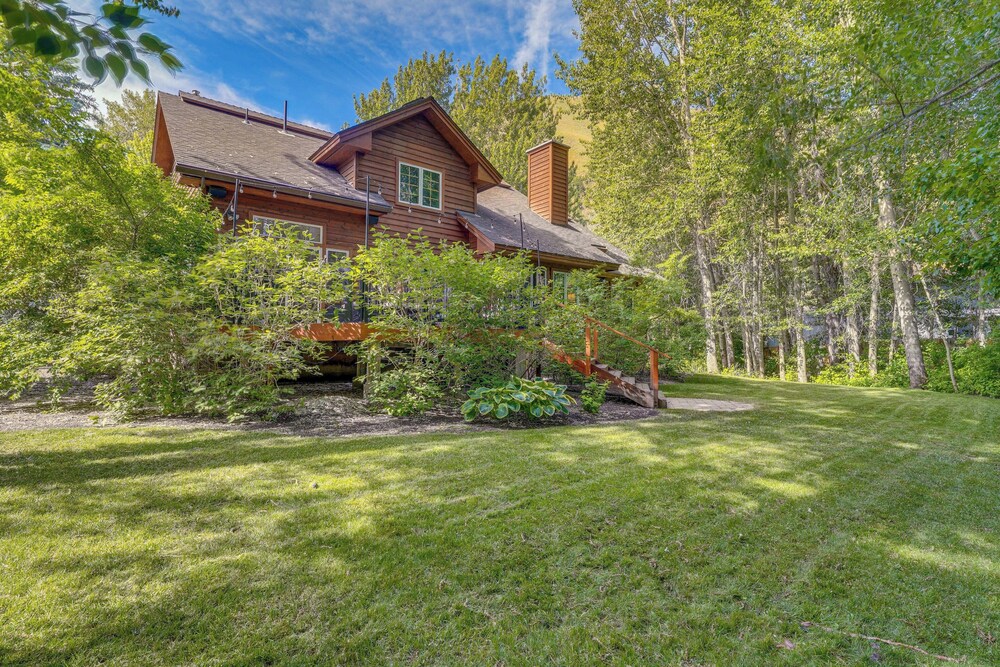 Beautiful Hailey Home: Walk to Big Wood River! view 4