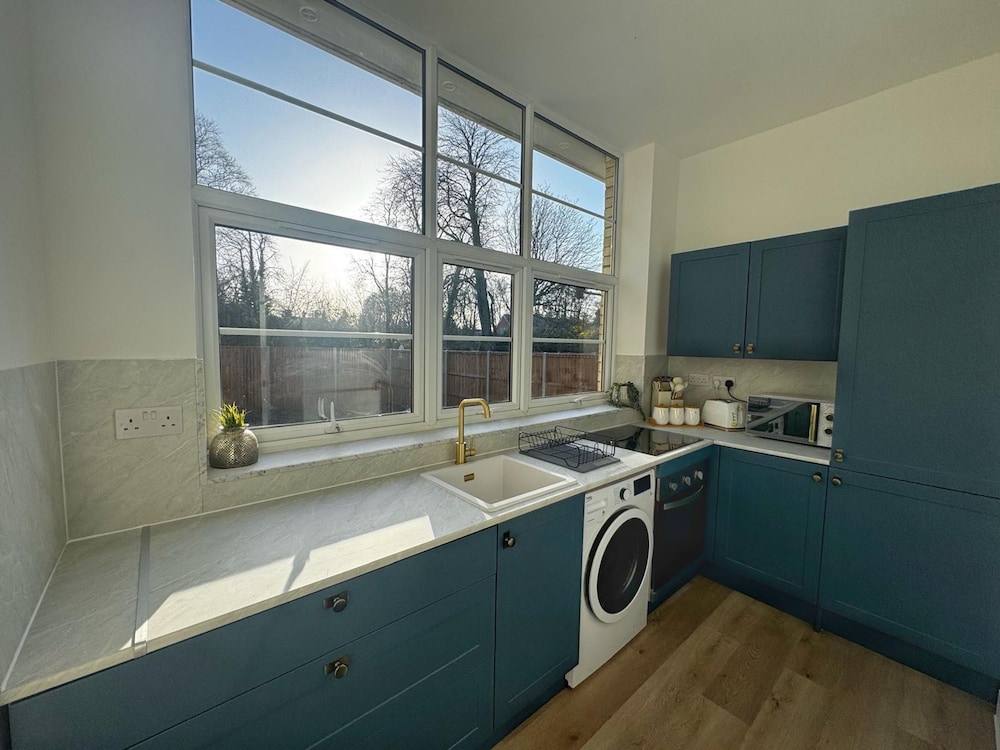 Louisville Flat 3 in Newmarket
