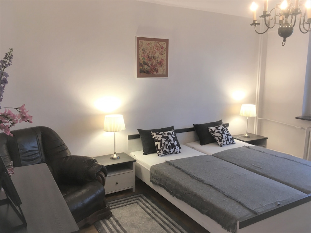 P&O Apartments Wilanow 1 view 3