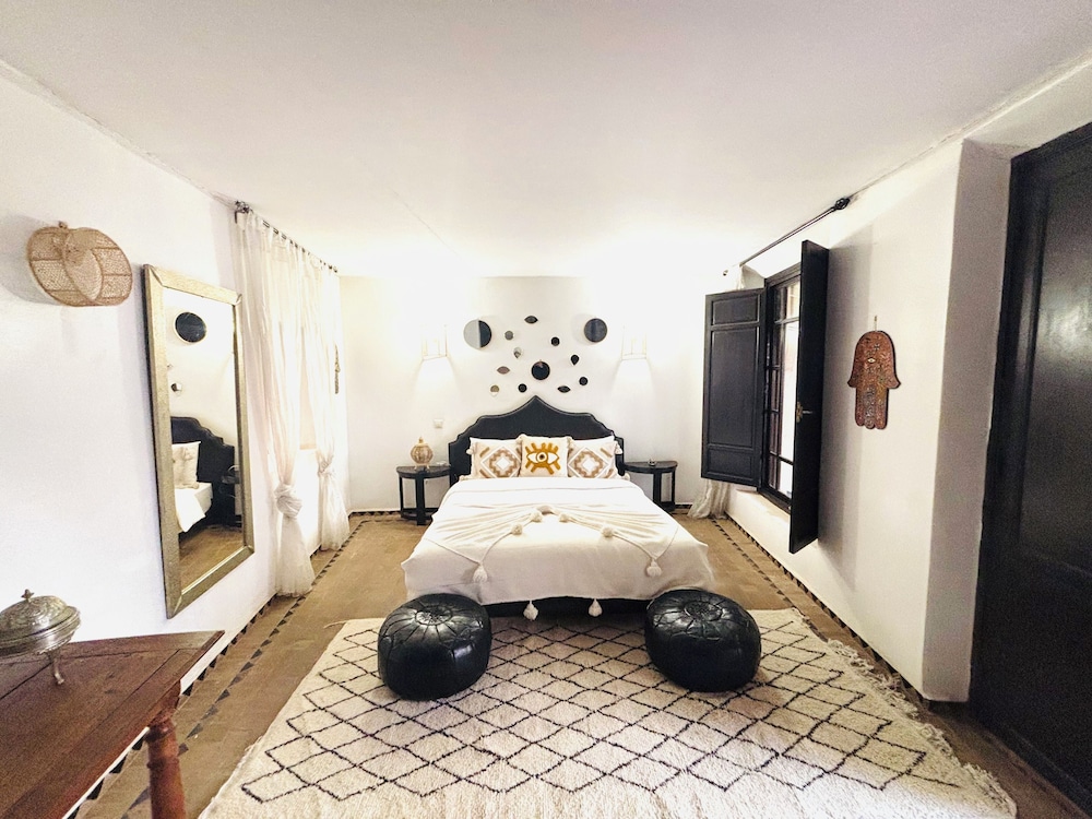 Riad basidi