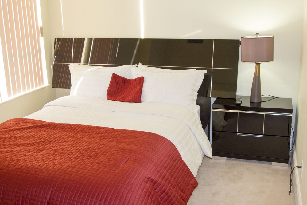 Luxury Penthouse Suite-2