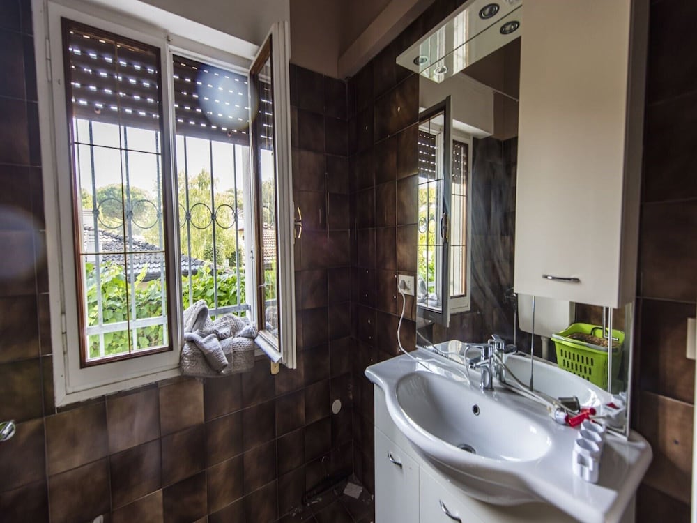 Exclusive Villa With Pool Near the Beach