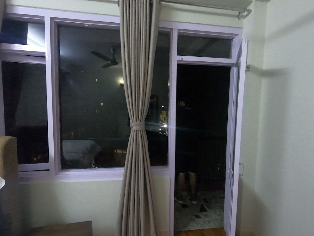 Om Tara Guest House