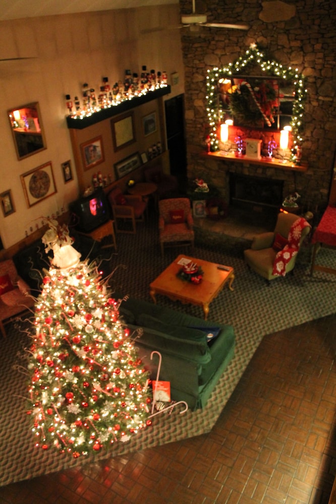 Americourt Hotel view 4