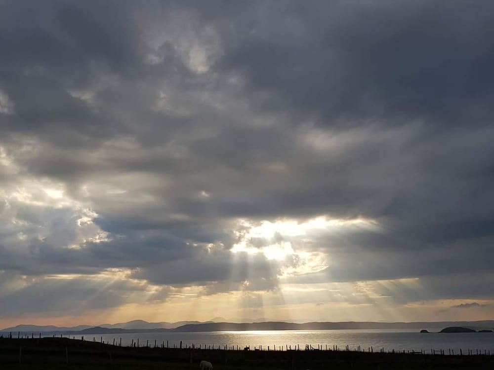 Hebrides Bothy - Glamping