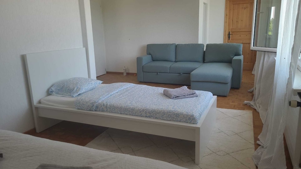 VK Zürich Airport Homestay Villa Bänikon