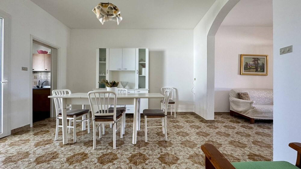 Villetta Marilena Sleeps 7 Torre Suda