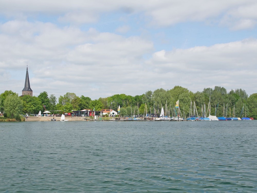 Hausboot am Xantener Nordsee