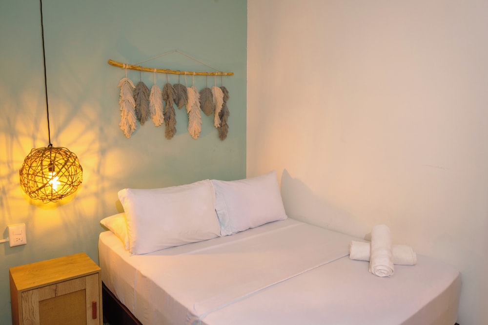 Traveler Hostel
