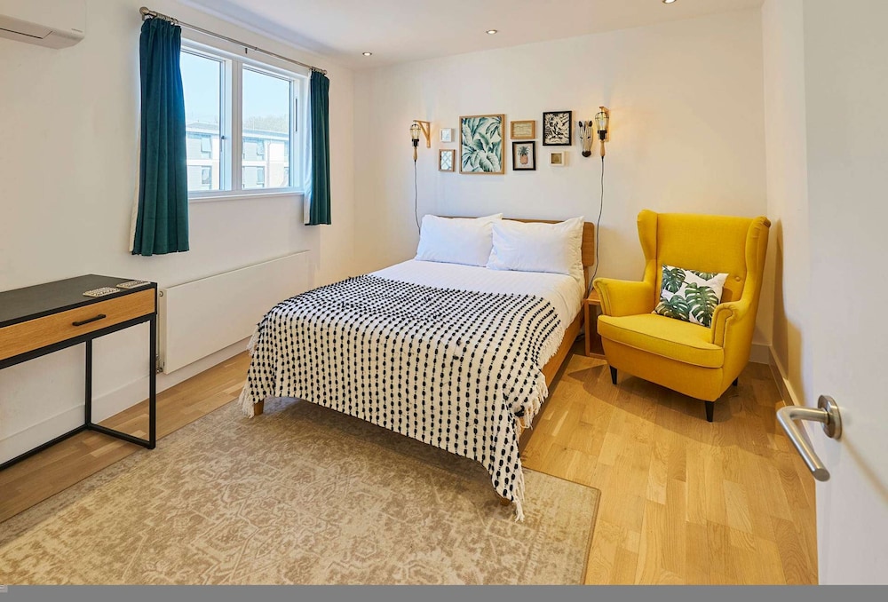 Host Stay Palm Penthouse