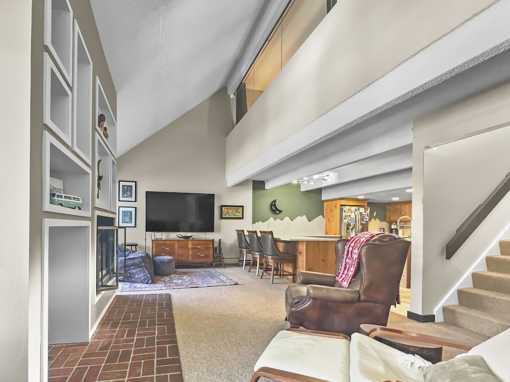 SkyRun - Vacation Condos in Copper Mountain Resort CO