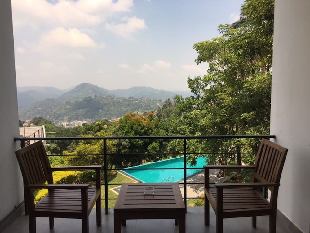 The Kandyan Villa