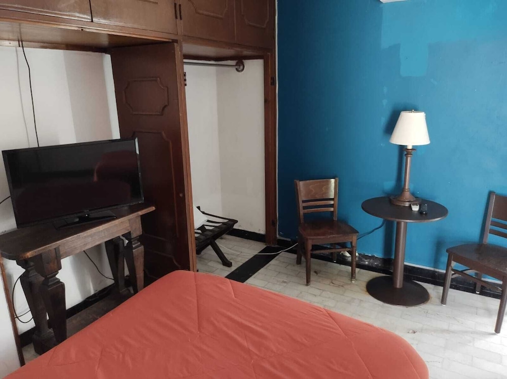 ANTIQUE Casa de Huespedes Barrio Antiguo
