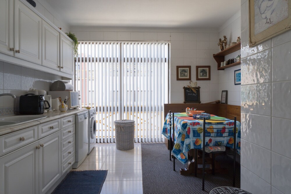Akisol Lagos Sky V en Lagos — kitchen