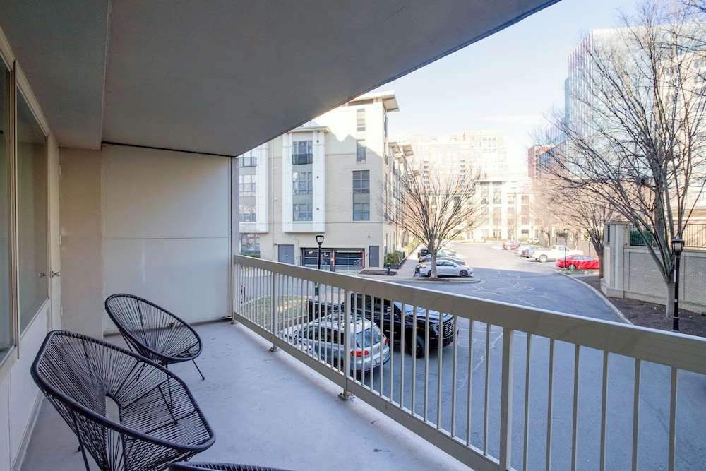Fantastic 2BR Condo with Gym
