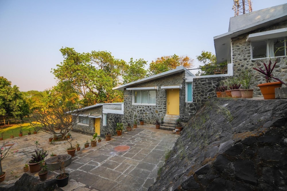 Beyond Stay Mahua Bagh Murud