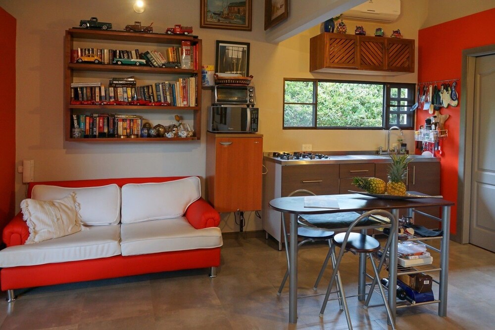 Photo 8