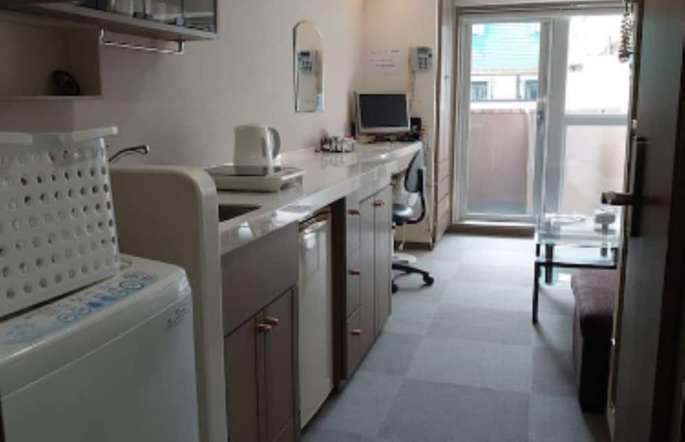 Photo 12