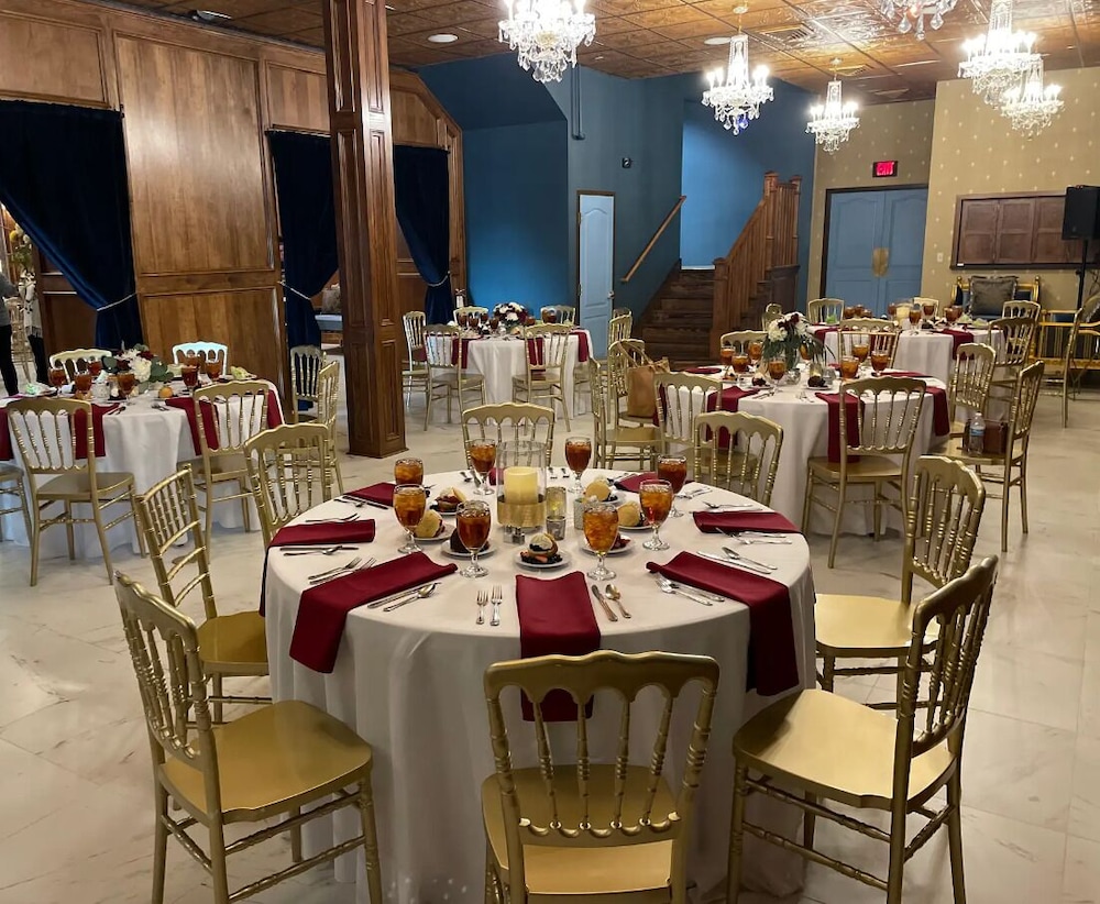 P.A. Smith Hotel