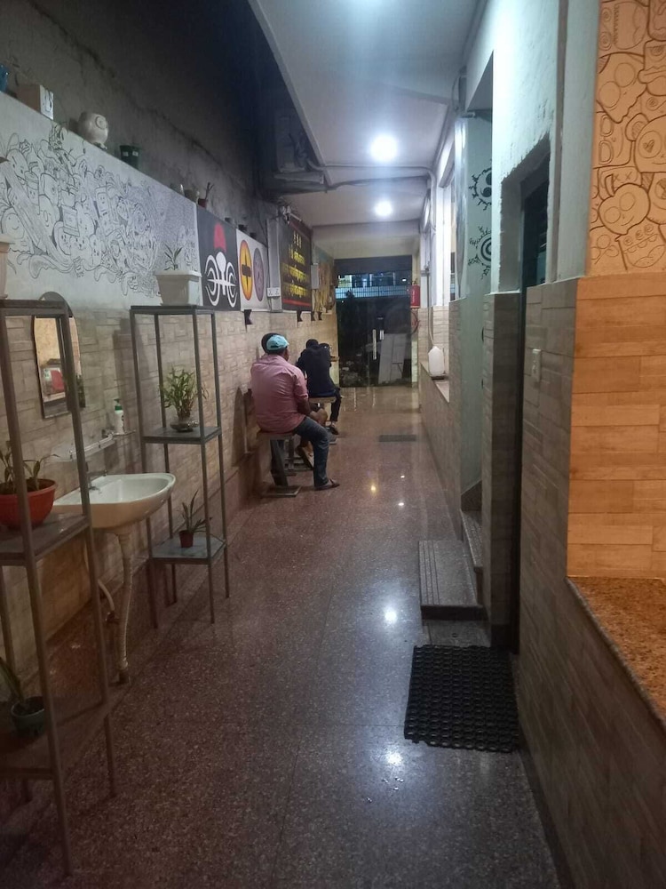 Deurali Marwadi Hotel & Restaurant view 3