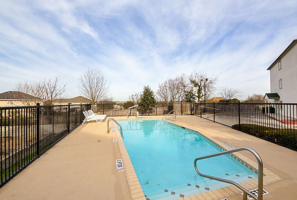 Motel 6 San Antonio, TX - Sea World North