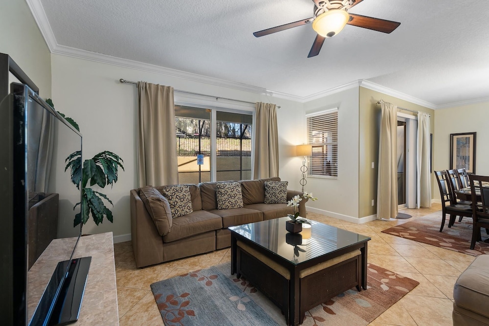 Paradise Palms Resort 6 Bedroom Home with Game Room 6 Home
