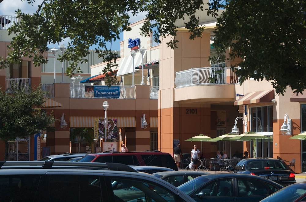 Bahama Beach Club of Pompano