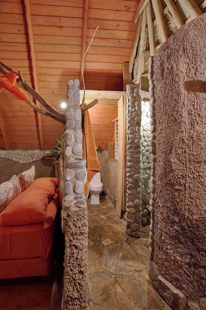 CHALET TROPICAL Hotel & Restaurant-Pizzeria