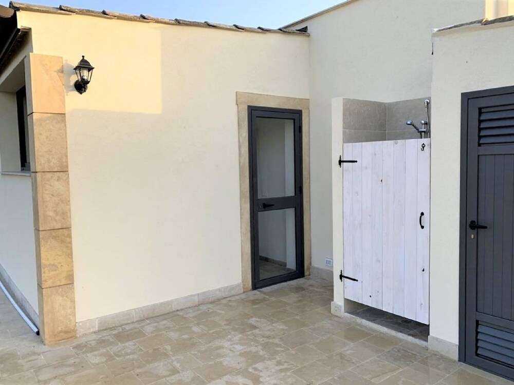 Belvilla by OYO Homely Villa in Noto With Terrace view 4