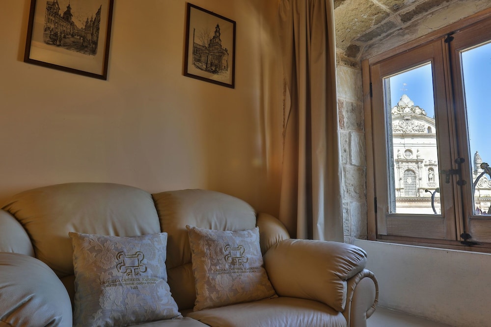 Castello Castriota Scanderbeg Suites De Charme