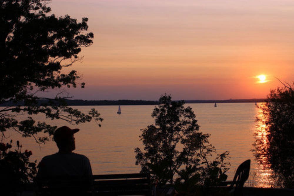 Mendota Lake House Inn