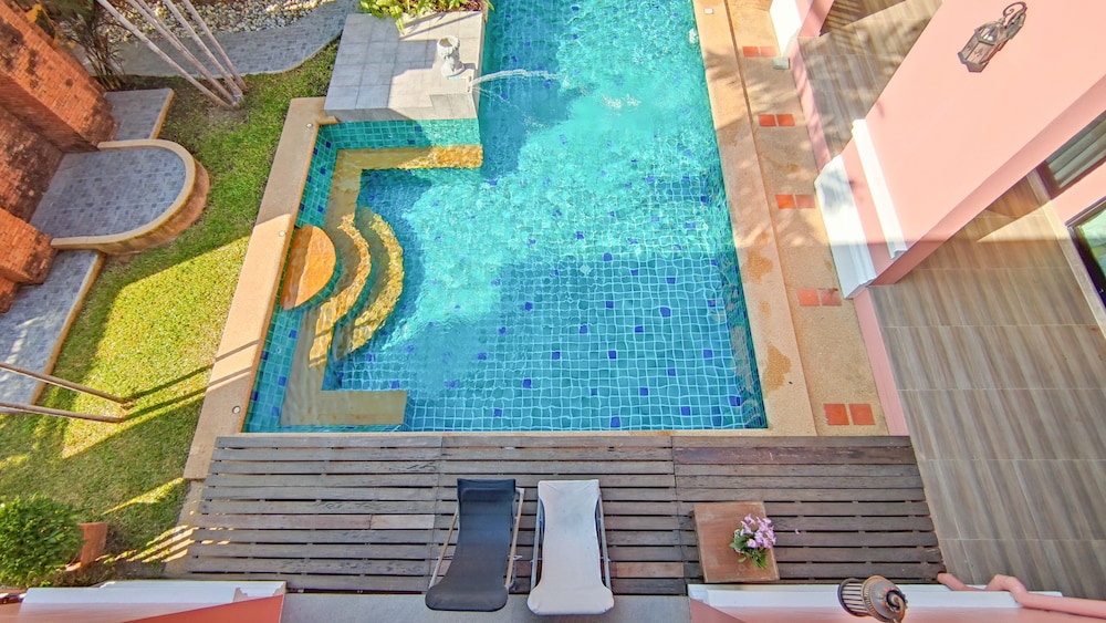 Pratamnak villa
