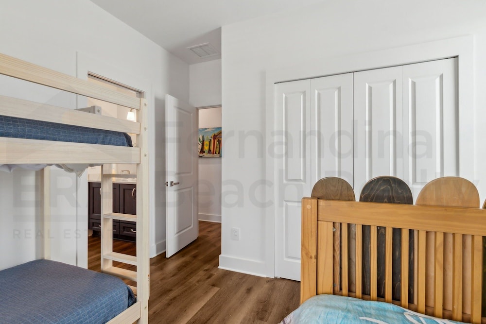 1088 S. Fletcher Ave 5 Bedroom Home