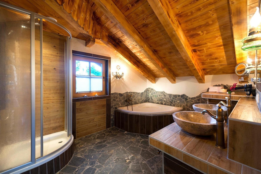 Chalet in St. Martin With Sauna & Mountain Views