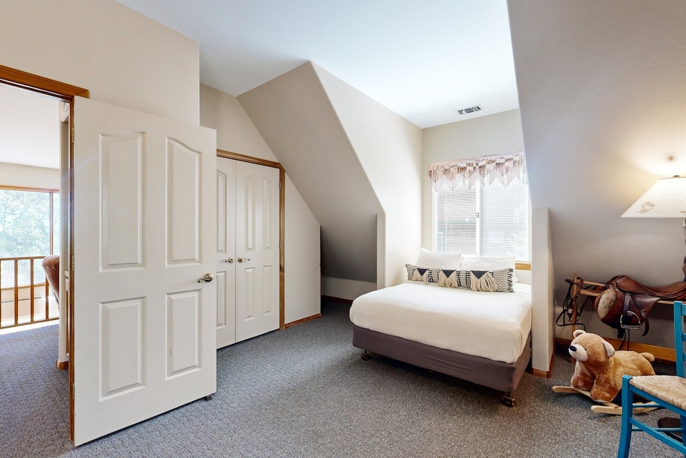 Moonridge Alameda #570