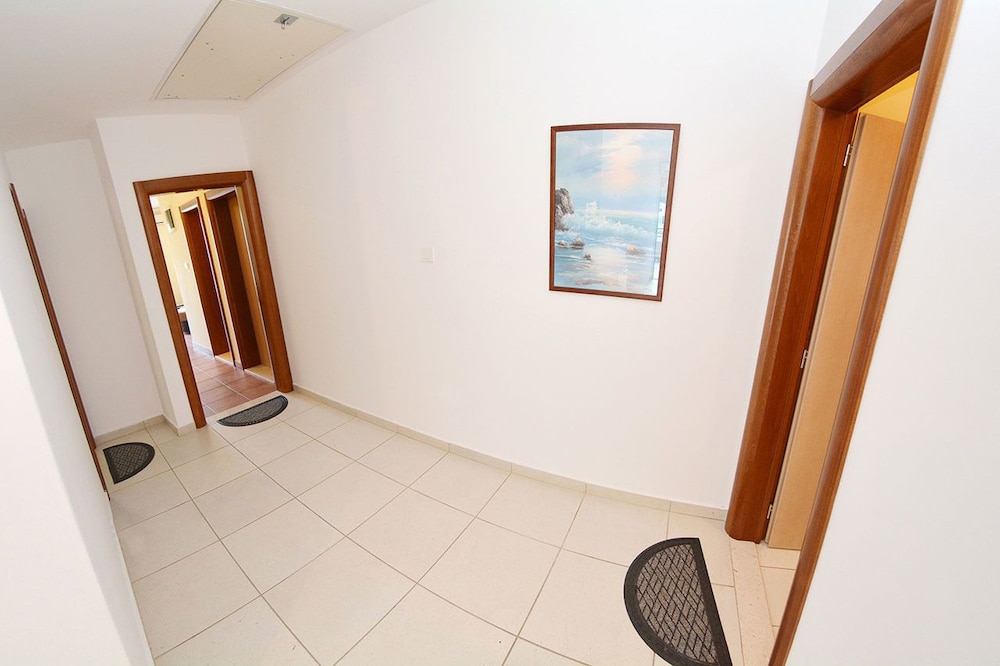 Photo 36