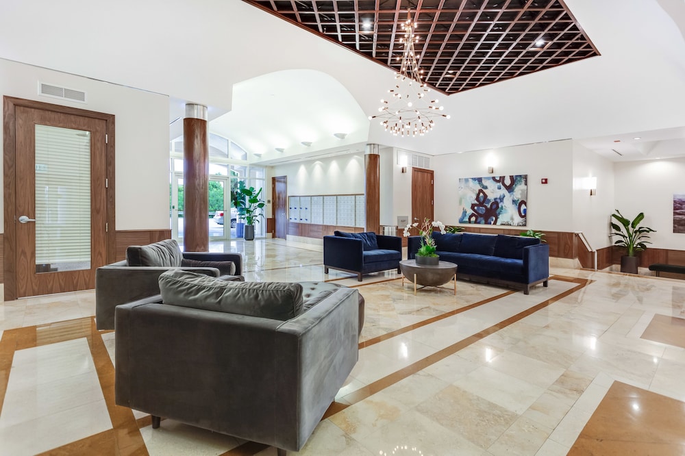 Towers of Dadeland by Miami Vacations