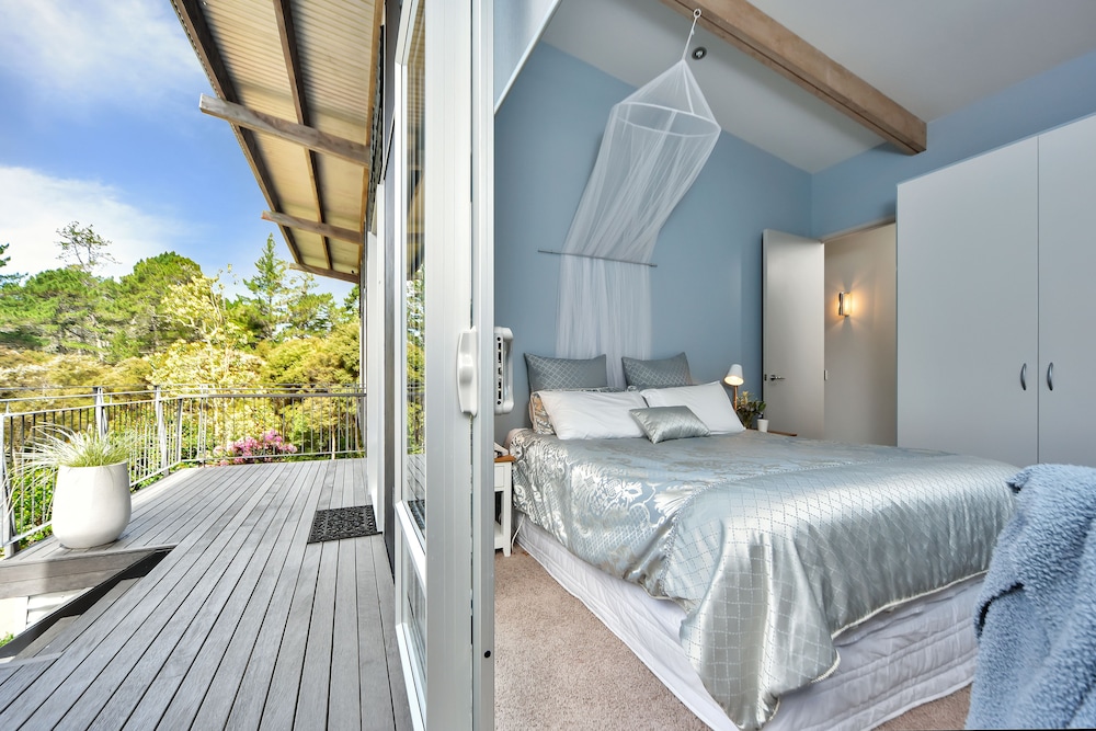 Warblers Retreat - Image 3