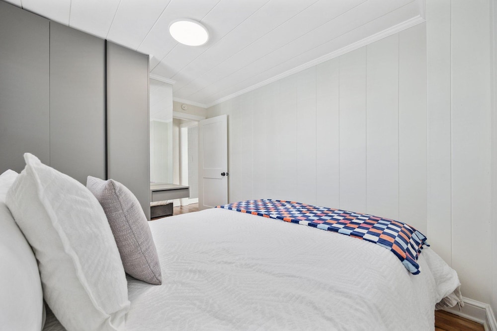 Elvi s Beach House Unit A
