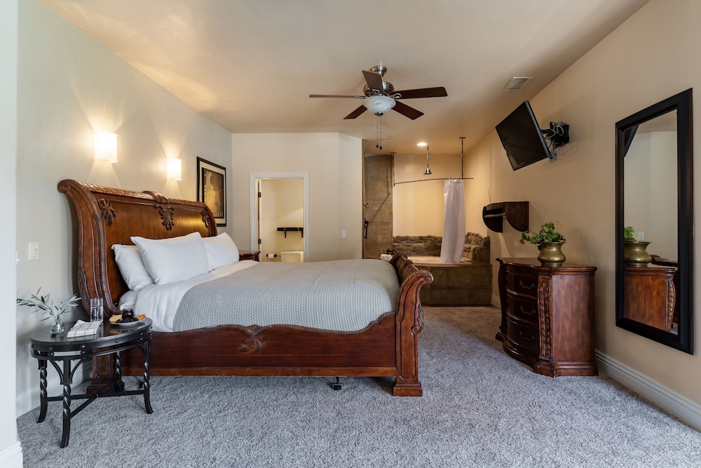 Wilson Creek Manor By Avantstay Sleeps 24 Amazing Estate w Pool Game Room