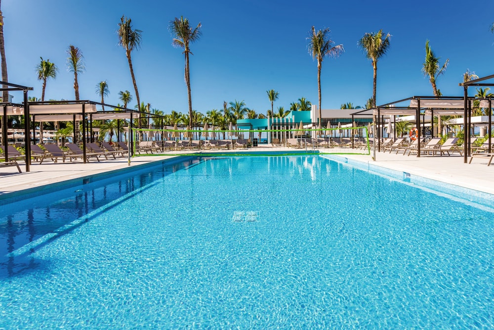 Puerto Vallarta Vacations - Hotel Riu Vallarta - All Inclusive - Property Image 7