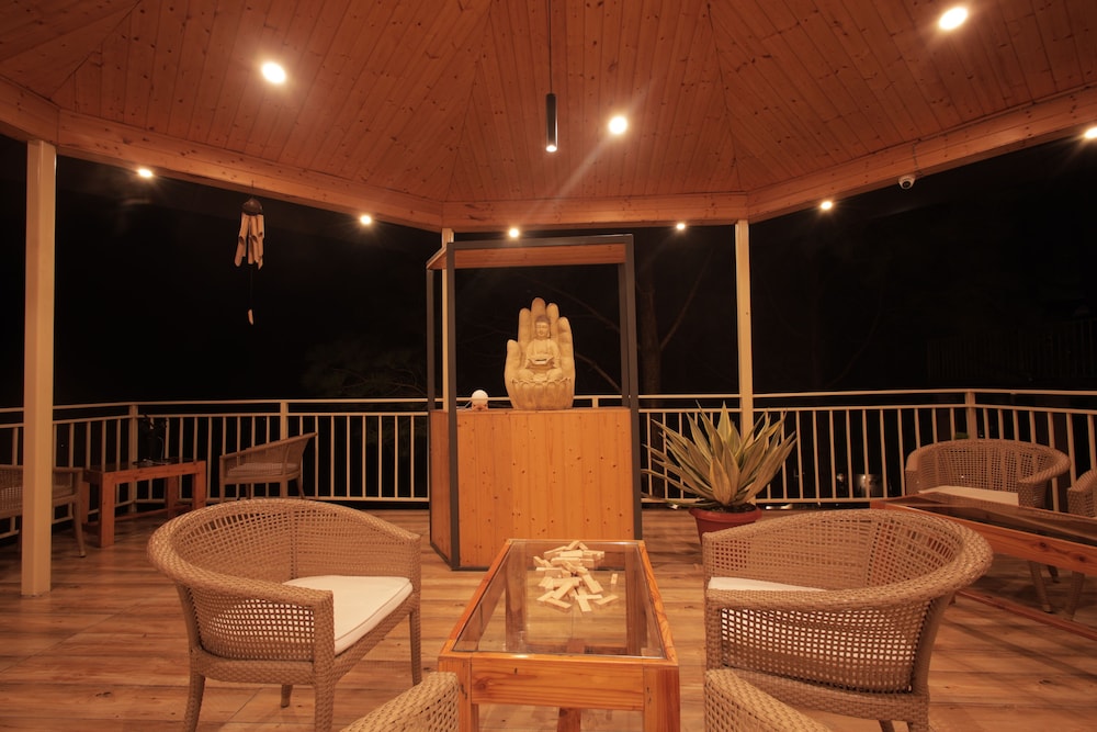 The Woods Retreat view 4