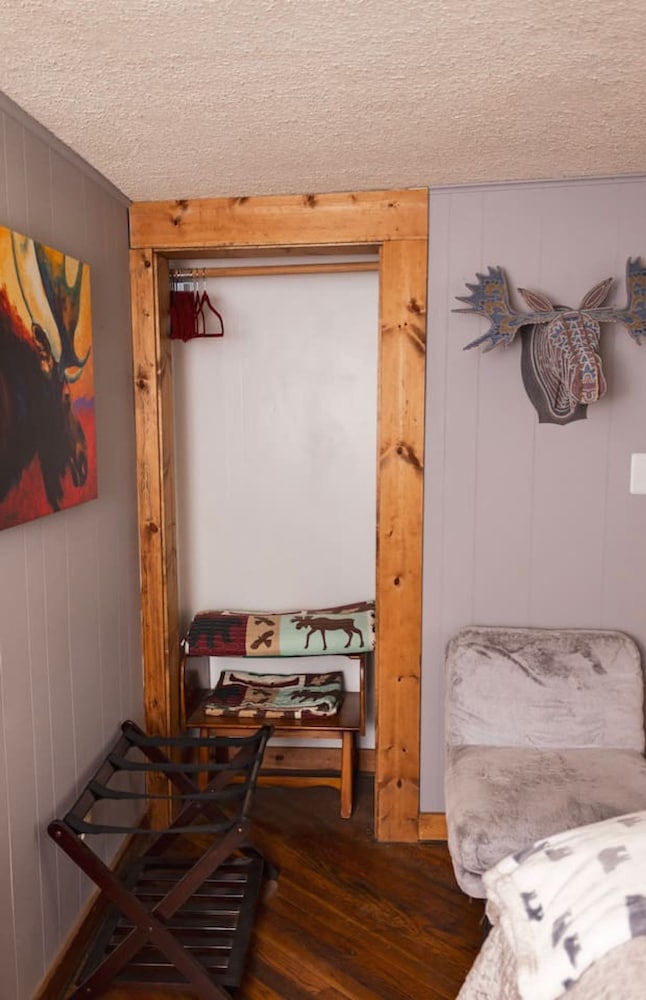Columbine Roadhouse-4br Mountain Retreat Near Durango