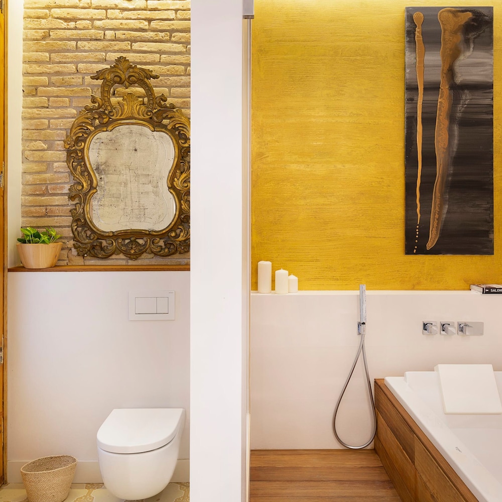 The Avenue 2BR Luxury Unit in Diagonal Ave