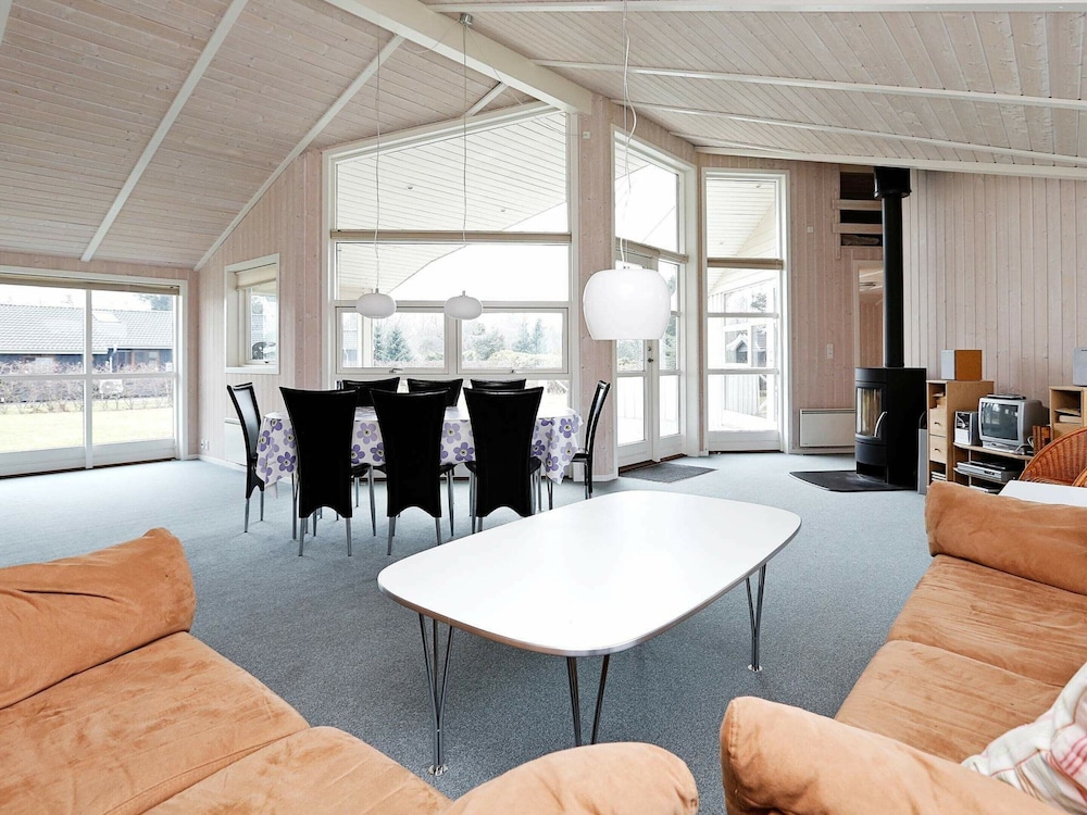 8 Person Holiday Home in Gilleleje view 5