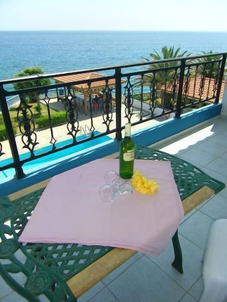 Cypriana Apartments