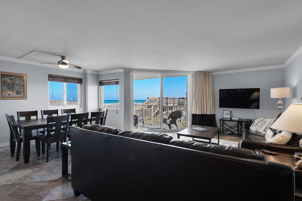 Starboard Village 411